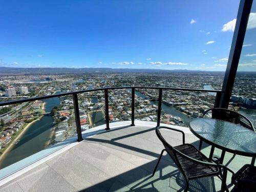 Broadbeach luxury Casino riverview skyline 2bedroom apt 48F