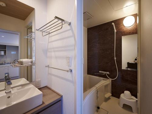 HOTEL R9 The Yard Kaizu - 화장실