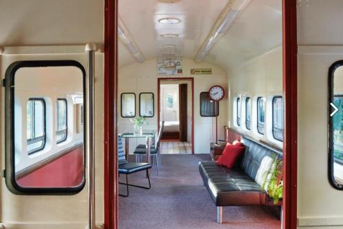Létesítmények, Carriageway Retreat - Unique Red Rattler Carriages and Units in Dungog