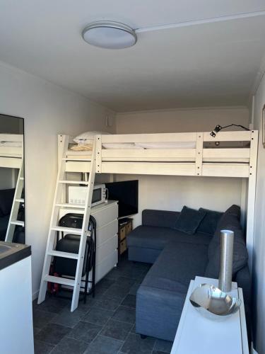 Cosy compact living best for 1-2 adults in Heberg