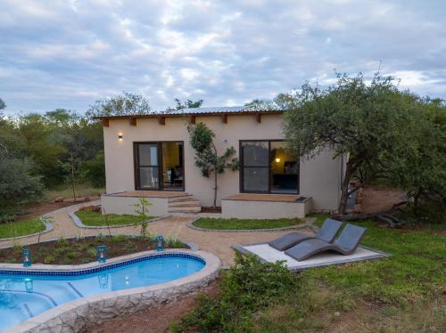 Pemandangan luar, Oase by 7 Star Lodges in Hoedspruit