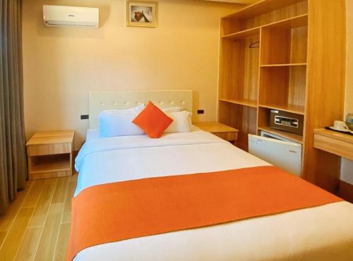 RedDoorz Premium at Ocean Heaven Resort Cebu