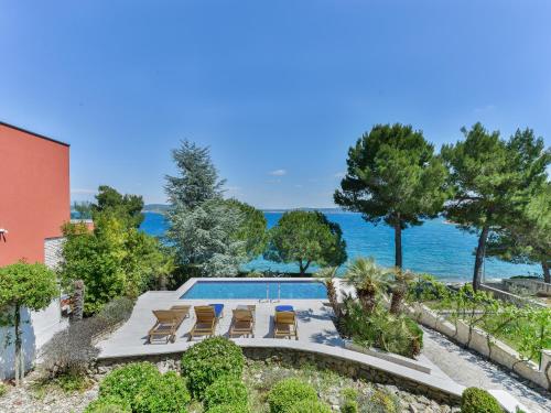 Beachfront Villa Mediterranea