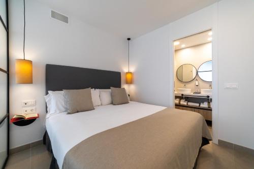 Penthouse Apartment image 10