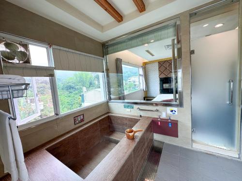 douche, Li Quan Hot Spring Resort in Baihe District