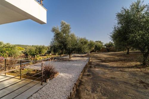 Beautiful house with pool & view