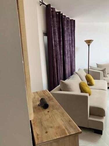 הבית של אדם