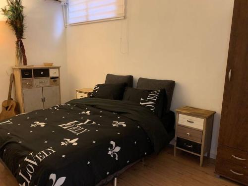 הבית של אדם