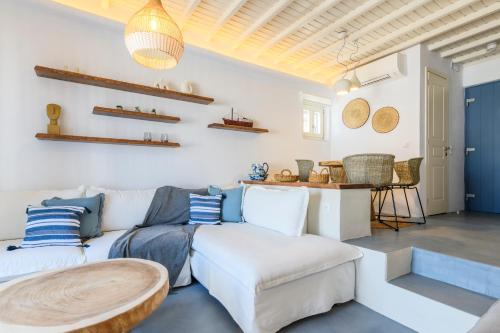 Mykonos Perla Town House