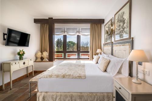 456654904 Finca La Bobadilla - The Leading Hotels of the World