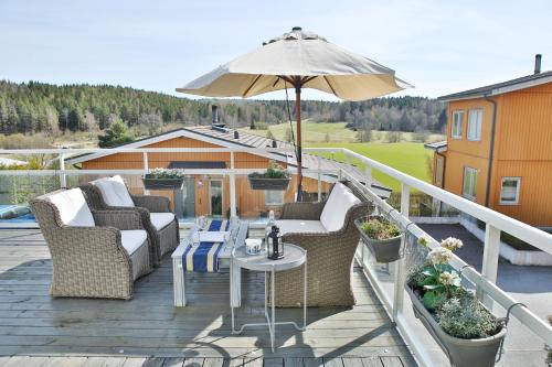 Balcony/terrace, Nordic lights villa in Marsta Södra