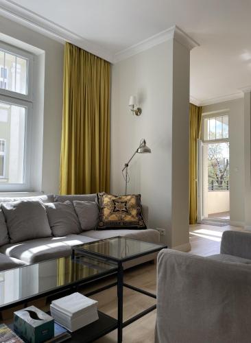 Three-Bedroom Apartment with Balcony image 1
