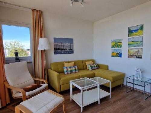 Apartment with Sea View image 9