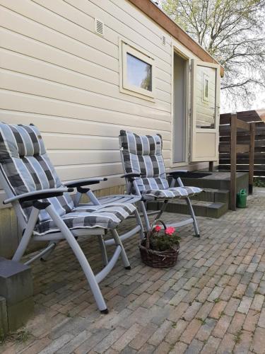 Chalet Esdoorn in Putten, Gezellig en Luxe gerenoveerd in Putten
