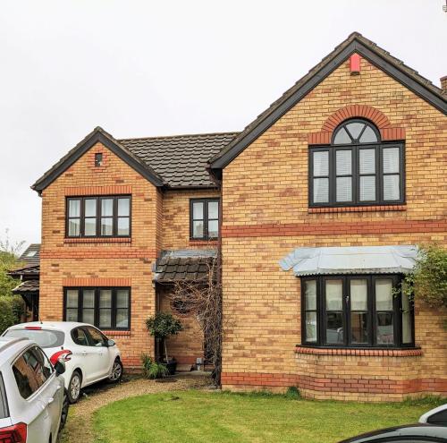 Studio Apartment North Cardiff