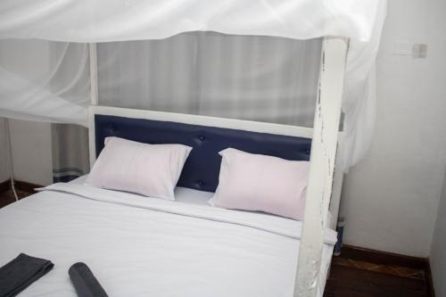 1 double bed