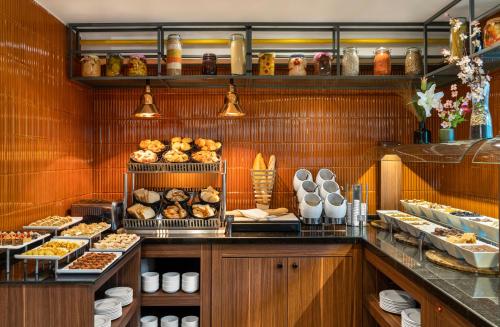 Ramada by Wyndham Istanbul Asia - image 7