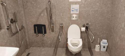 Bathroom, The O Pod Capsule Hotel in Tel Aviv