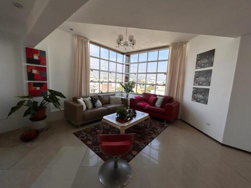 Amplio, cómodo y moderno apartamento cerca al Mall, Lima (fotografie 7)
