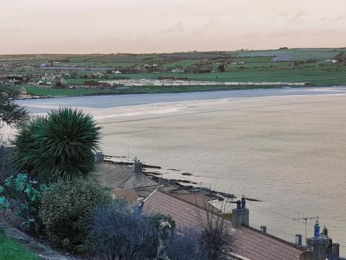 Kilátás, Hillside in Ardmore