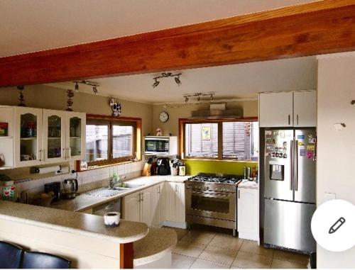 Red Beach Retreat in سيبفرديل