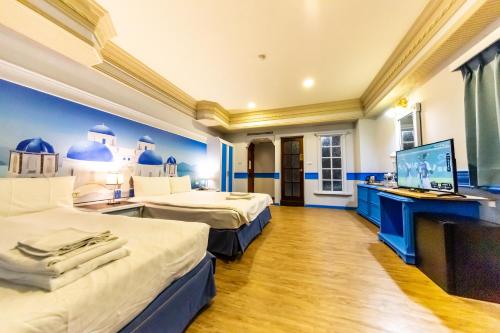 room detail thumbnail 1