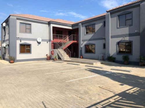 Sekaka Fully Furnished Apartments Gaborone