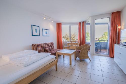 Ferienwohnpark Immenstaad am Bodensee Ein-Zimmer-Apartment 49 25