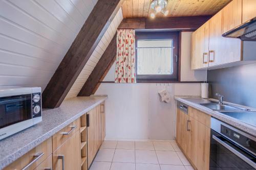 Ferienwohnpark Immenstaad am Bodensee Nurdachhaus Typ 8 NDT 105 - image 8