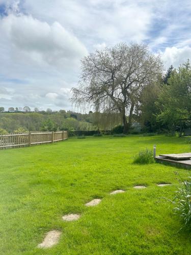 Meadow View in Five Ashes
