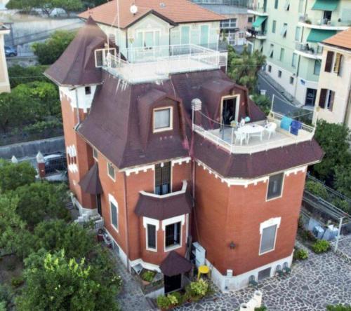  Royal Penthouse in Varraze