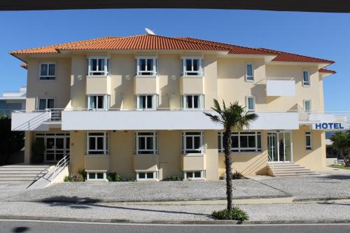 Hotel Santo Antonio Da Baia - image 3