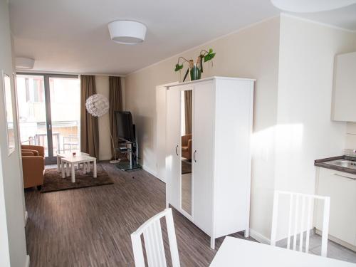 2 bedrooms, 2 beds