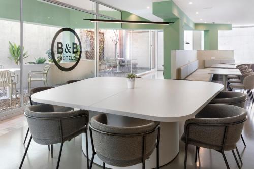 Bar/lounge, B&B Hotel Madrid Pinar de las Rozas in Las Rozas