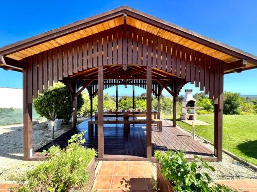 TAVIRA VILA FORMOSA 4 WITH POOL by HOMING in ลูซ เด ตาวีรา