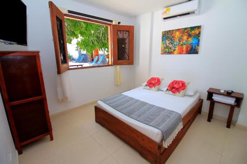 1 double bed, 1 twin bed