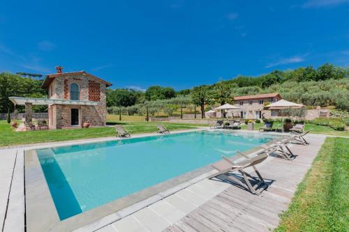 Nonno Giulivo Farmhouse, with Private Pool
