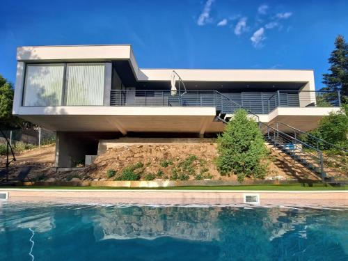 Casa rural con piscina y vistas espectaculares