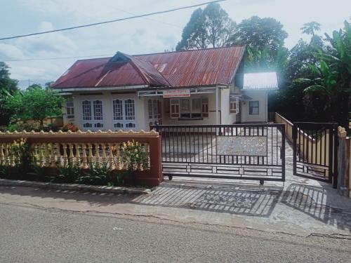 HOMESTAY PARAK KAYU in Kamang Hilir