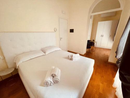Trevi Rome Suite - image 7