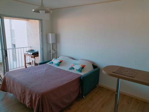 Six Fours les Plages - Le Brusc - Studio vue mer, climatisé