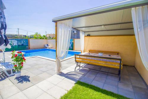 Bise Resort - image 4