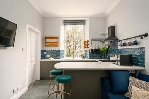 Vibrant Leith Flat, Edinburgh