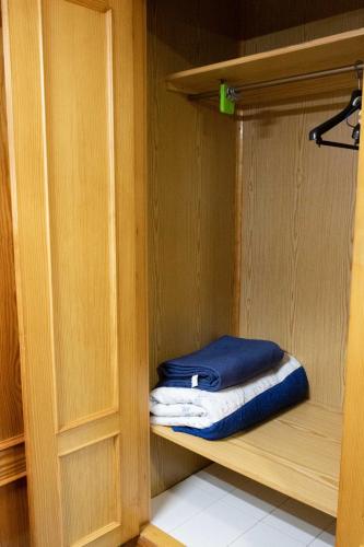 APARTAMENTOS PALASIET - image 10
