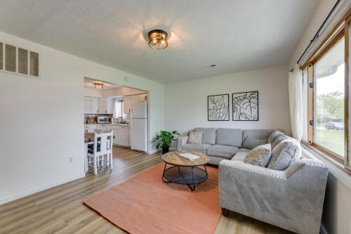 Well-Equipped Dayton Home 5 Mi to University! in Dayton, USA