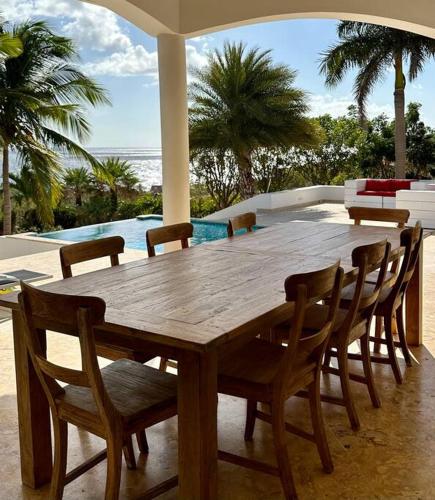 VillaDelSol-Ocean Front Resort-Pool-up to 8 Guests-Walk to the Beach in 威利布羅德