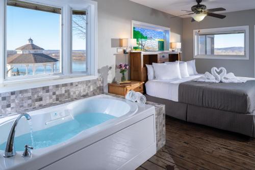 Suite with River View