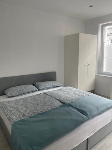 Nähe SG-Ohligs BHF FeWo (Nahe SG-Ohligs BHF FeWo) in โซลิงเงิน