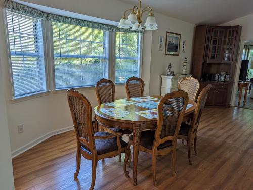 Facilities, HOUSE-2 Bedrooms-Central-15 Minutes to Beach-No Crowds in Socastee (SC)