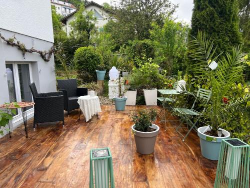 Dans les bois tant que le loup n'y est pas ! logement avec jardin et terrasse privés Chien OK